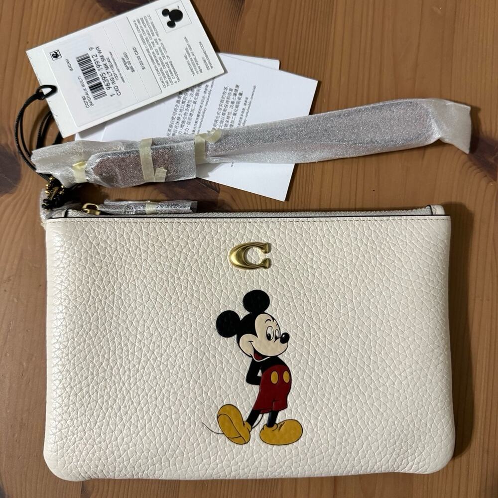 ❤️Disney X Coach Essential Wristlet Regenerative Leather With Mickey Mouse - Picture 3 of 10